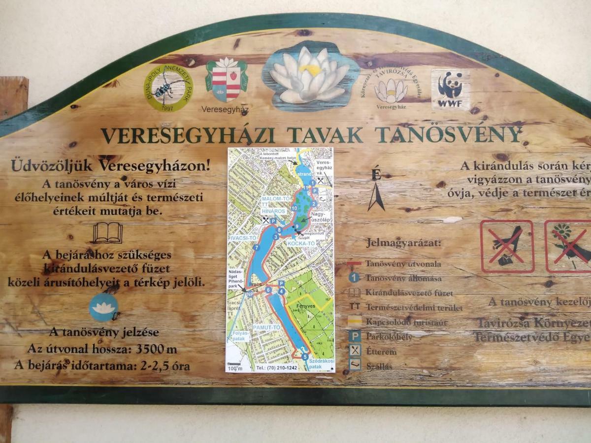 Tavi Panzio Es Etterem Bed & Breakfast Veresegyház Dış mekan fotoğraf